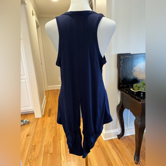 Apana Workout Ribbed Blue Tank Top - Picture 6 of 11